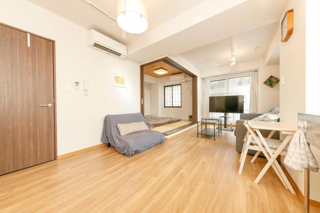 Gamadas Bld Tokyo Luaran gambar