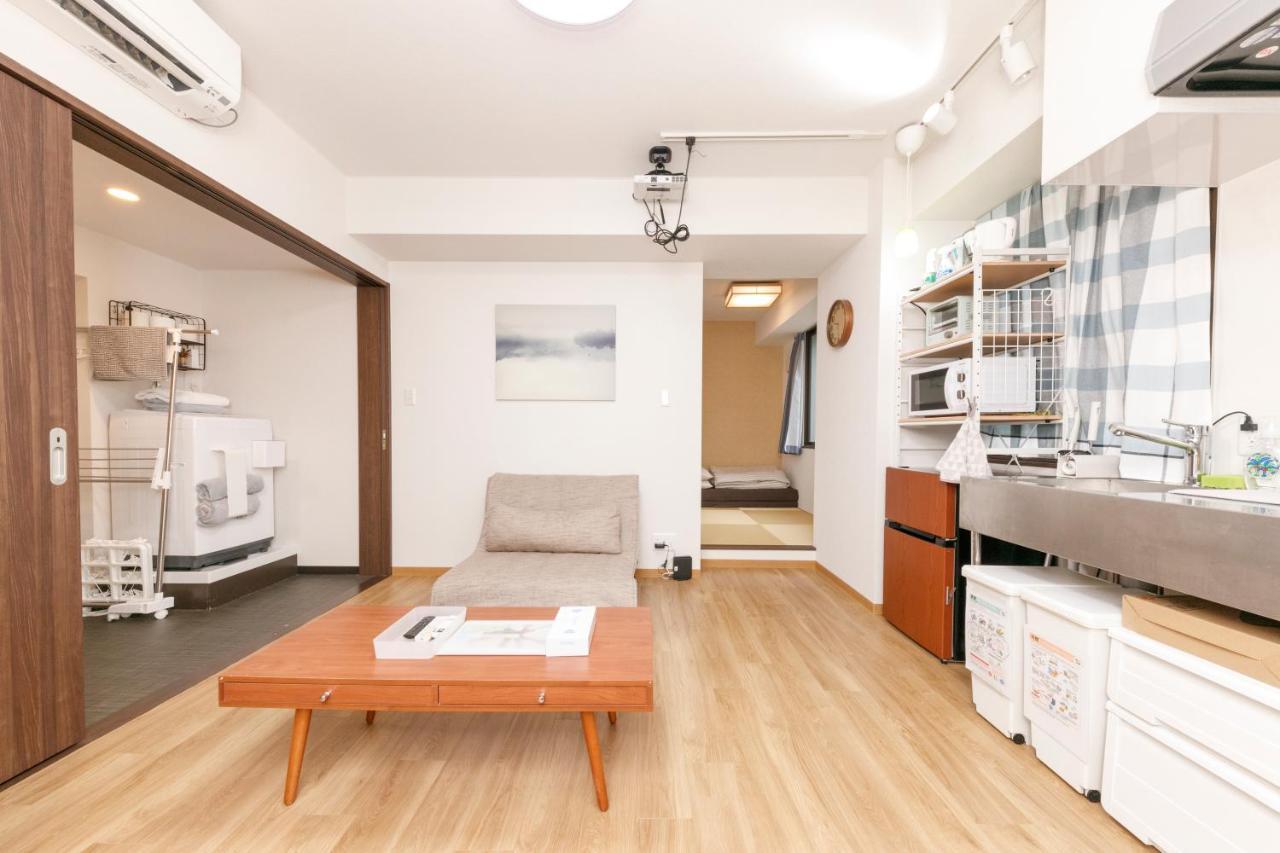 Gamadas Bld Tokyo Luaran gambar