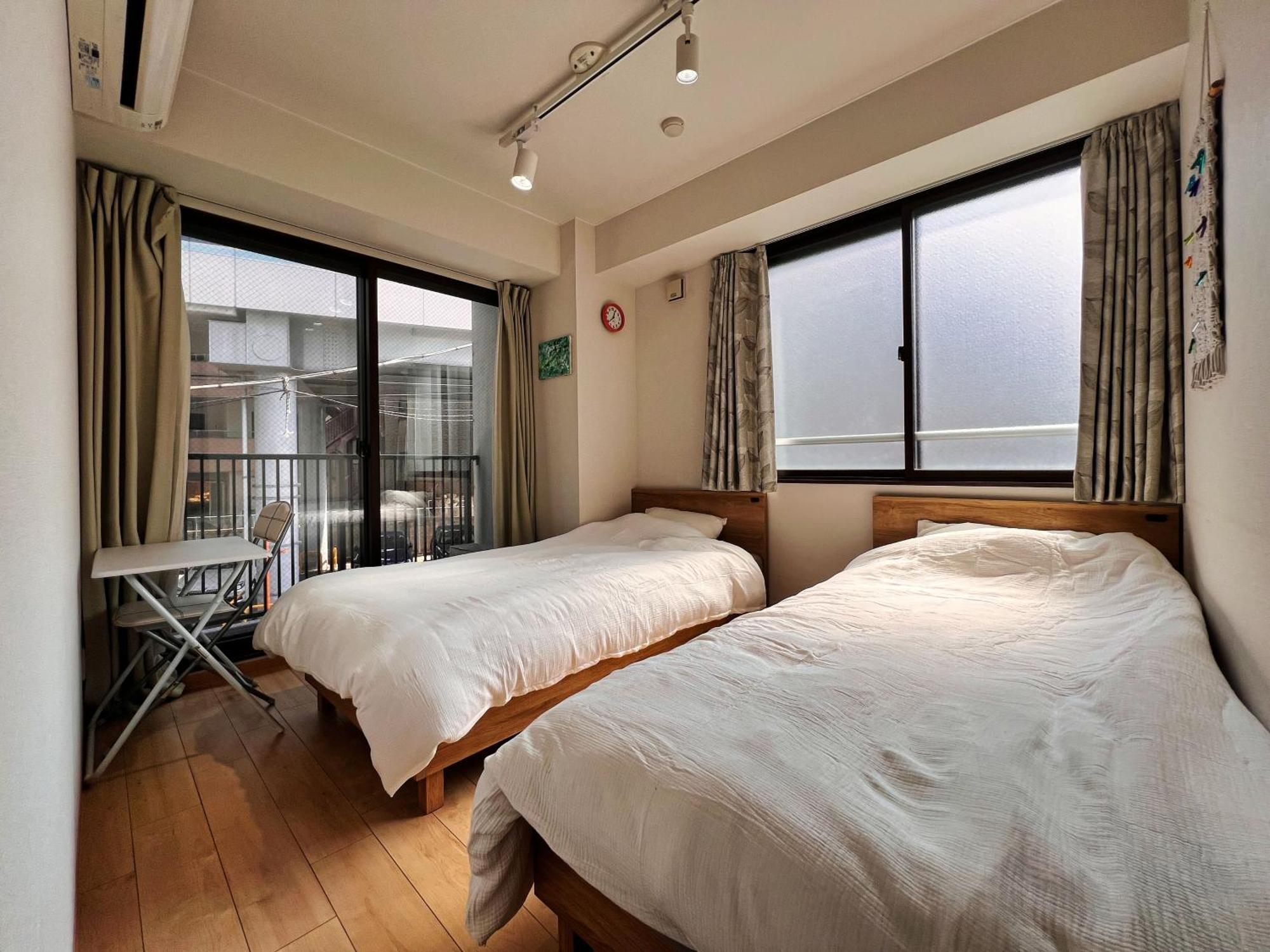 Gamadas Bld Tokyo Luaran gambar
